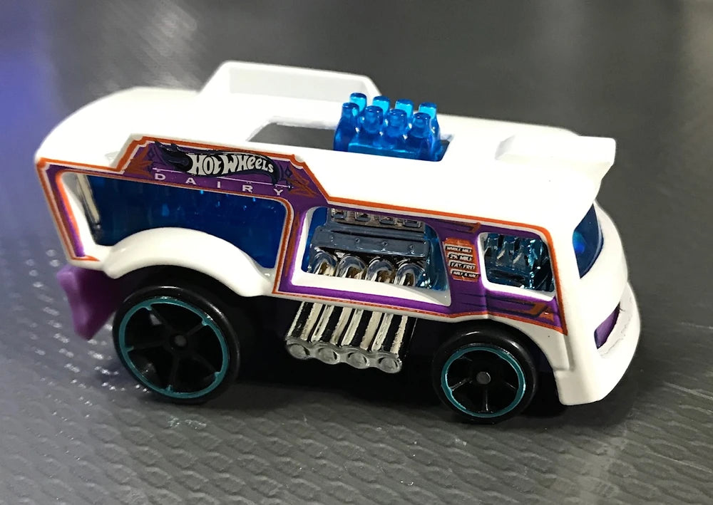 Hot Wheels 2020 #018/250 Chill Mill, NEW/LOOSE, white