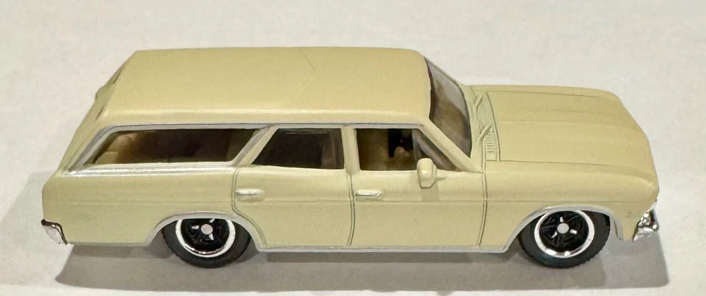 Matchbox 2025 #124/125, 1966 Chevelle Wagon, NEW/LOOSE, matte cream