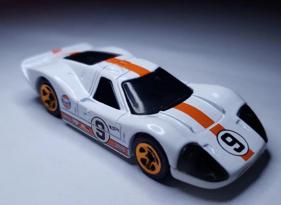 Hot Wheels 2022 #058/250, '67 Ford GT40 Mk.IV, NEW/LOOSE, white/Gulf livery