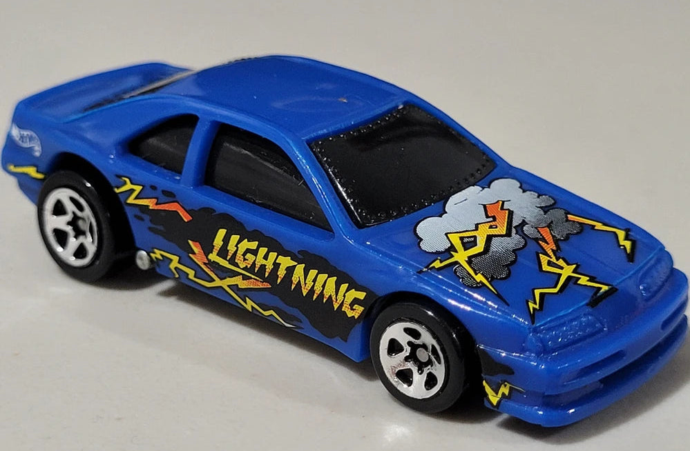 Hot Wheels 1997 #548, T-Bird Stocker, NEW/LOOSE, blue