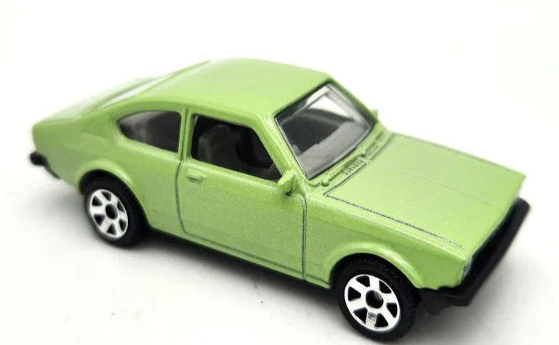 Matchbox 2024 #040/100 1975 Opel Kadett C GT/E, NEW/LOOSE, pistachio green