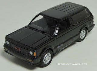 Johnny Lightning, 1992 GMC Typhoon, NEW/LOOSE, black