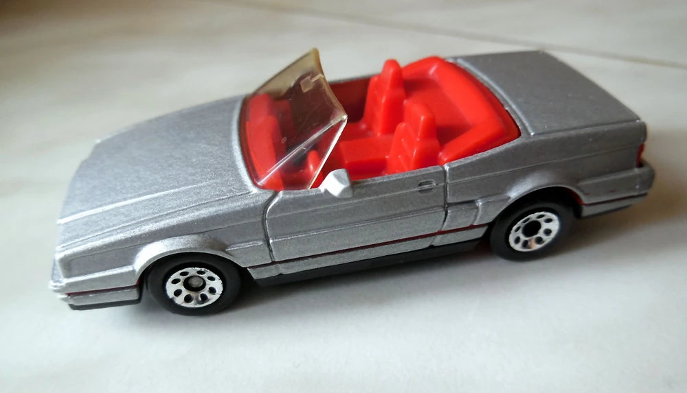 Matchbox 1987 #72 Cadillac Allante, NEW/LOOSE, silver