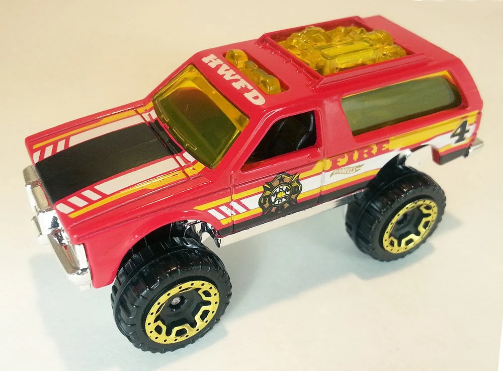 Hot Wheels 2016 #213/250, Chevy Blazer 4x4, NEW/LOOSE, red