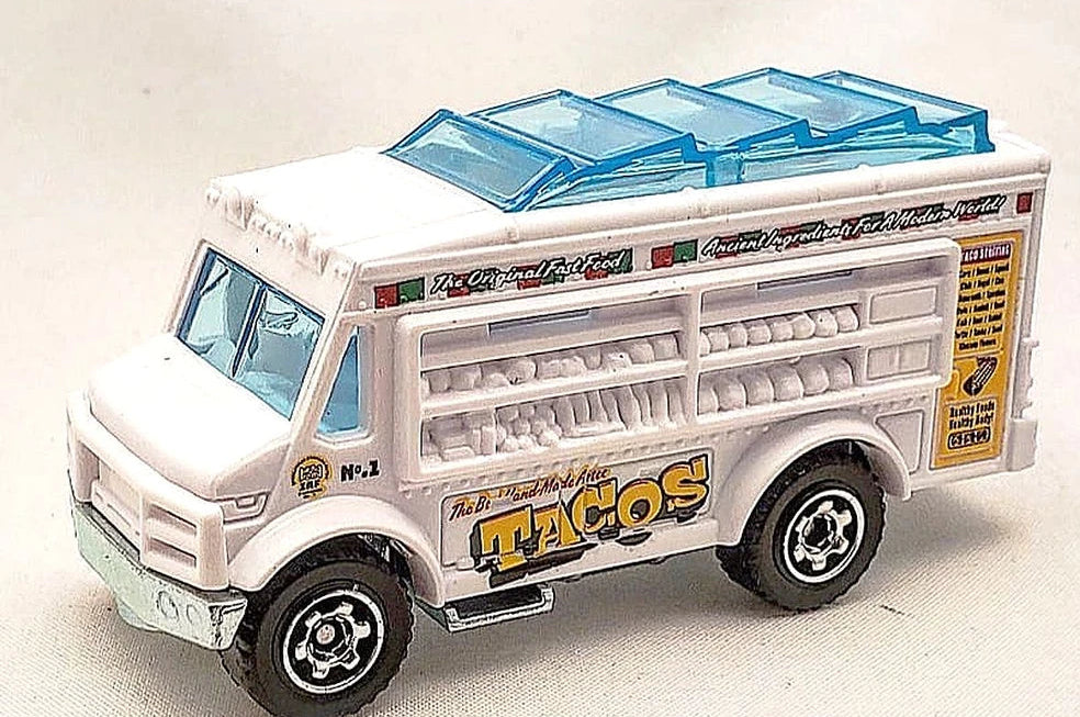 Matchbox 2024 Multipack Exclusive, Food Truck/Chow Mobile, NEW/LOOSE, white
