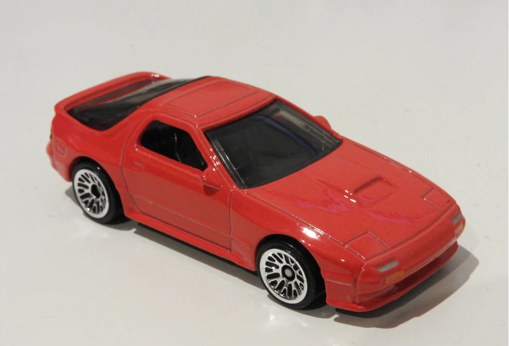 Hot Wheels 2020 #223/250 '89 Mazda Savanna RX-7 FC3S, NEW/LOOSE, red