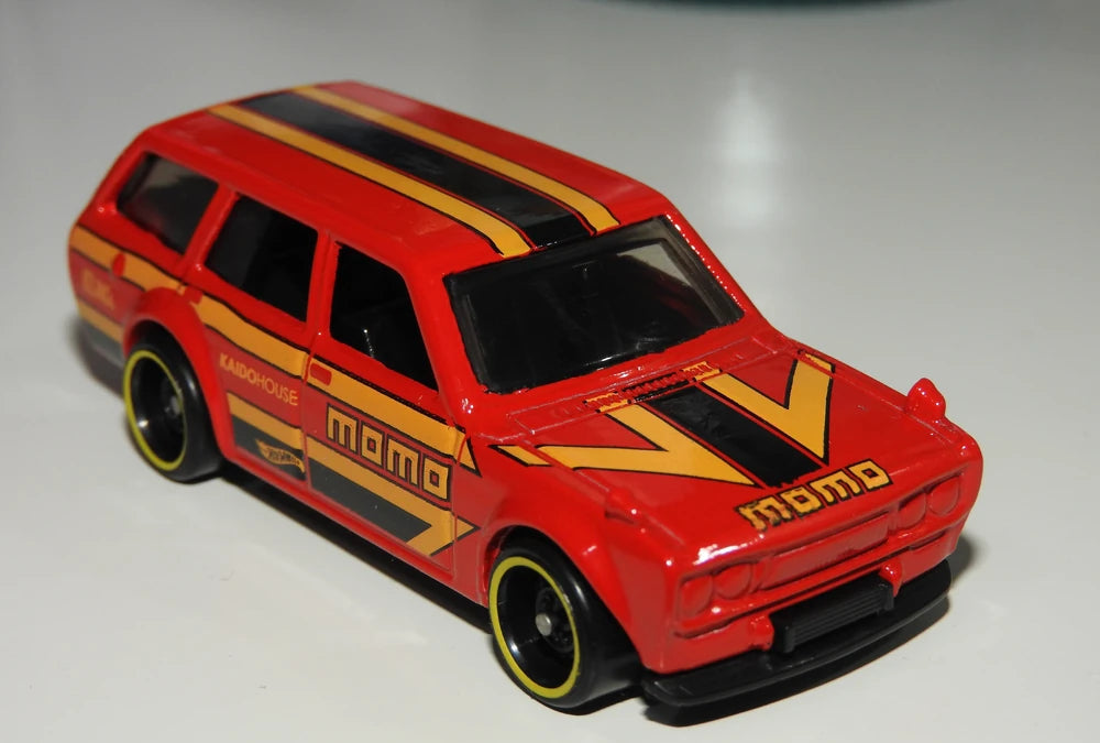 Hot Wheels 2020 #146/250 '71 Datsun Bluebird 510 Wagon, NEW/LOOSE, red/MOMO livery