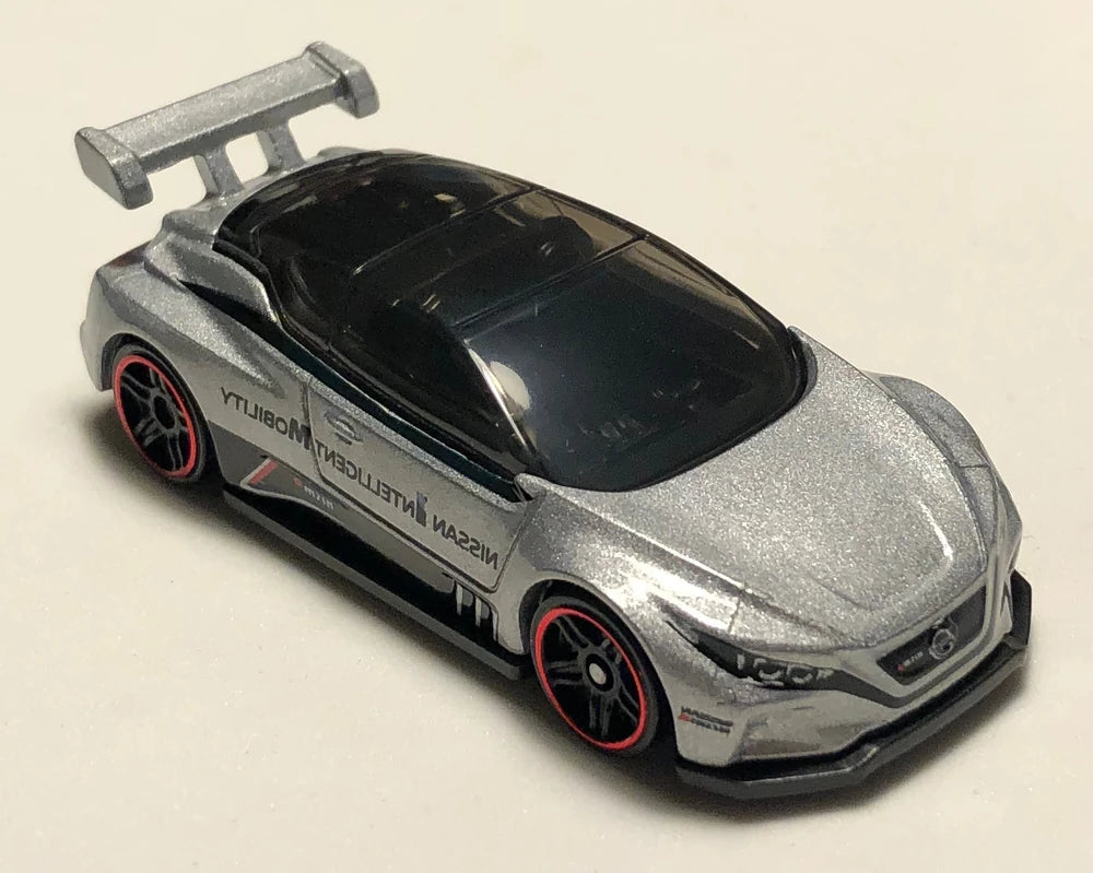 Hot Wheels 2021 #217/250 Nissan Leaf NISMO RC_02, NEW/LOOSE, silver