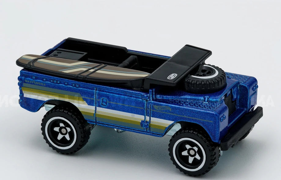 Hot Wheels 2024 #092/250 Land Rover Series II, NEW/LOOSE, blue