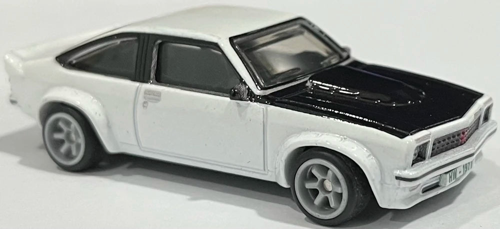 Hot Wheels Boulevard Series #77, '77 Holden Torana A9X, NEW/LOOSE, white
