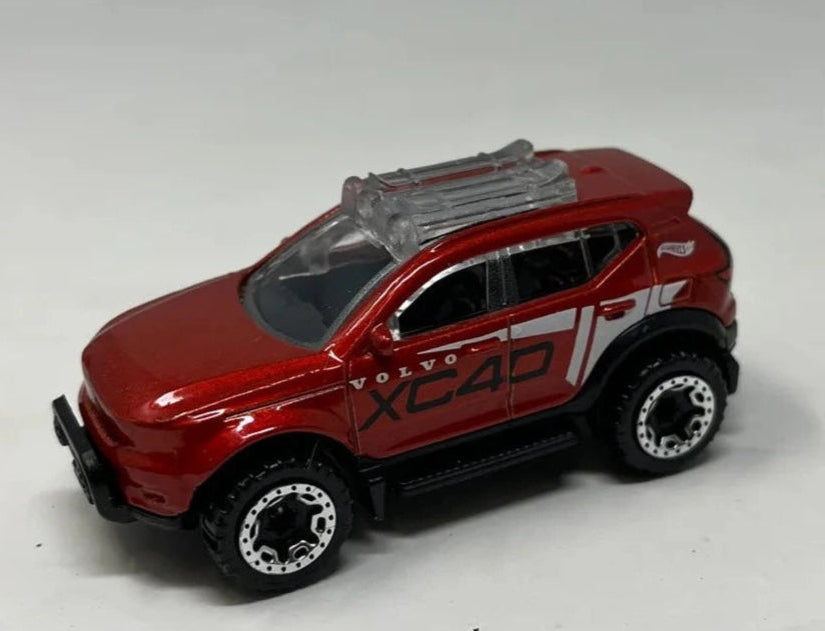 Hot Wheels 2024 #014/250 Volvo XC40 Recharge, RETAILER EXCLUSIVE, NEW/LOOE, fusion red