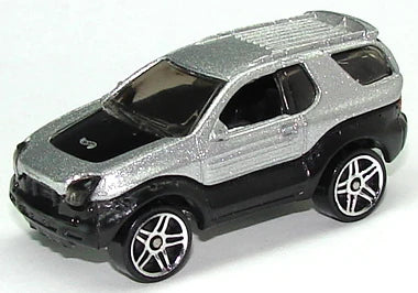 Hot Wheels 2000 #76 Izuzu VehiCROSS, NEW/LOOSE, silver