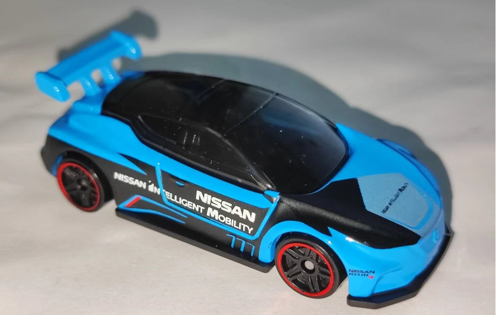 Hot Wheels 2022 #100/250 Nissan Leaf NISMO RC_02, NEW/LOOSE, blue