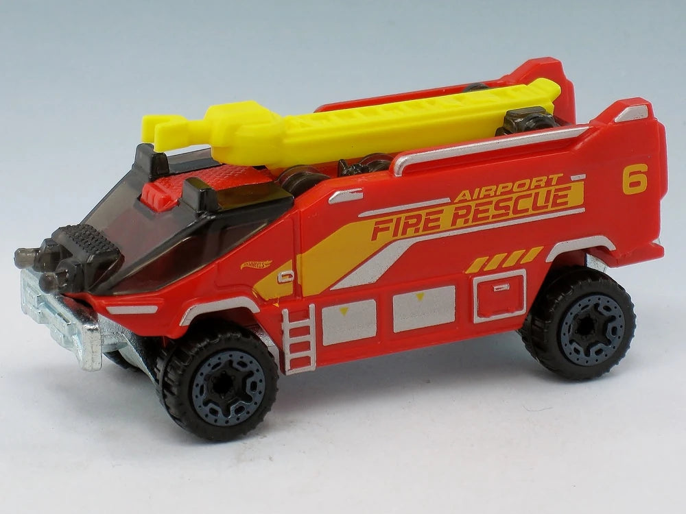 Hot Wheels 2019 #206/250 Runway Res-Q, NEW/LOOSE, red