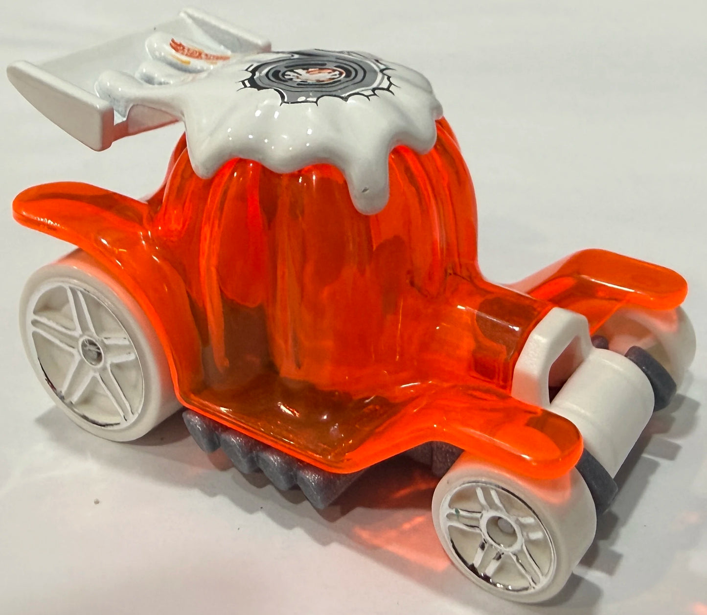 Hot Wheels 2026 #055/250 Dessert Drifter, NEW/LOOSE, transparent orange