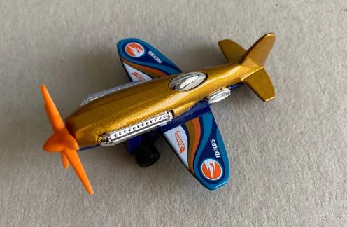 Hot Wheels 2023 #092/250 Mad Propz, TREASURE HUNT, NEW/LOOSE, metalflake gold