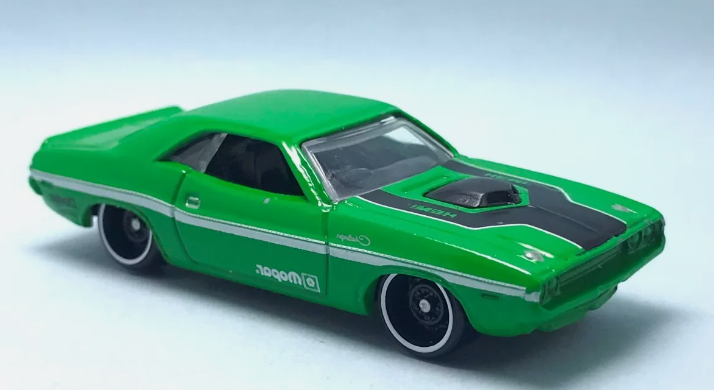 Hot Wheels 2023 #123/250 '70 Dodge Hemi Challenger, NEW/LOOSE, green