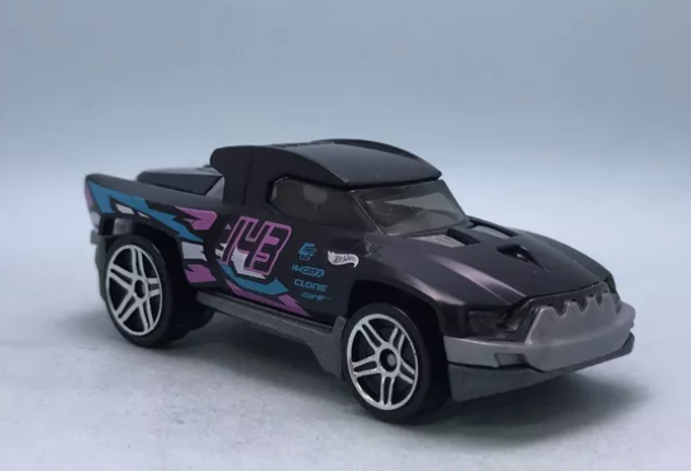 Hot Wheels 2024 #131/250 Terra-tracktyl, NEW/LOOSE, black