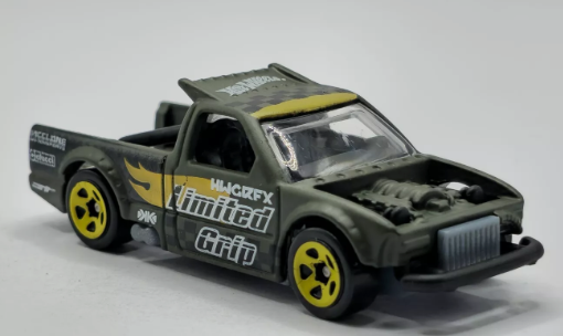 Hot Wheels 2024 #050/250 Limited Grip, NEW/LOOSE, dark green