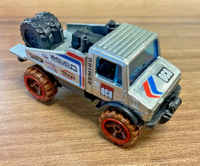 Hot Wheels 2024 #178/250 Mercedes-Benz Unimog 1300L, RETAILER EXCLUSIVE, NEW/LOOSE, ZAMAC