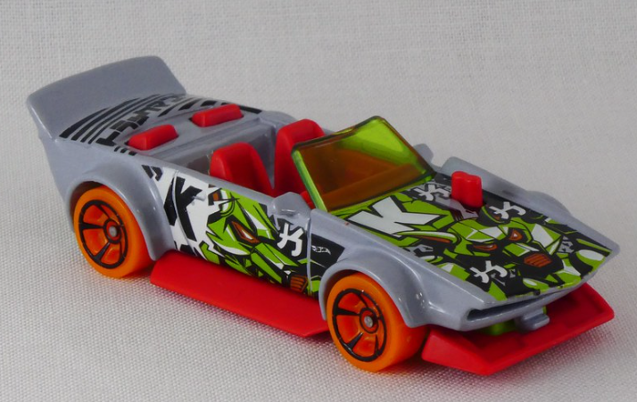 Hot Wheels 2023 #015/250 Track Manga, NEW/LOOSE, grey
