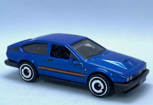 Hot Wheels 2024 #098/250 Alfa Romeo GTV6 3.0, NEW/LOOSE, blue