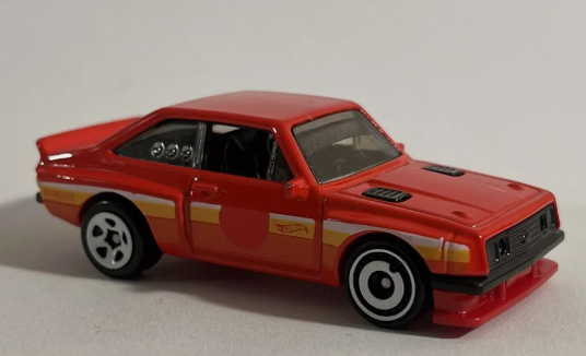 Hot Wheels 2023 #004/250 Ford Escort RS2000, NEW/LOOSE, red