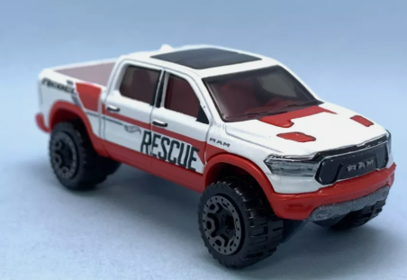 Hot Wheels 2025 #039/250 2020 Ram 1500 Rebel, NEW/LOOSE, white