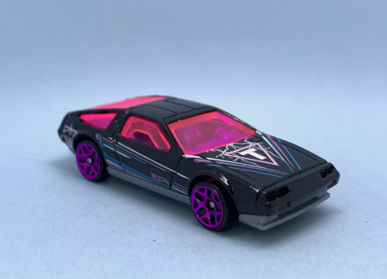 Hot Wheels 2025 #036/250 DMC Delorean, NEW/LOOSE, black