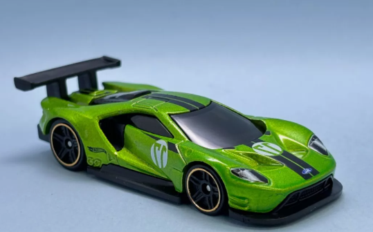Hot Wheels 2024 #229/250 2016 Ford GT Race, NEW/LOOSE, green