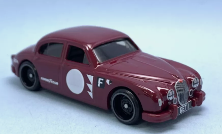 Hot Wheels 2025 #075/250 Jaguar Mk1, NEW/LOOSE, maroon