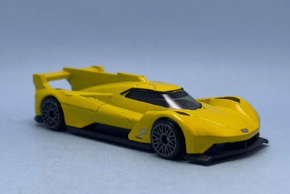 Hot Wheels 2025 #099/250 Cadillac Project GTP Hypercar, NEW/LOOSE, yellow
