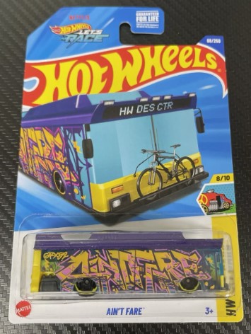 Hot Wheels 2025 #088/250 Ain't Fare, purple