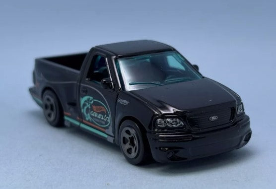 Hot Wheels 2025 #094/250 '99 Ford F-150 SVT Lightning, NEW/LOOSE, black