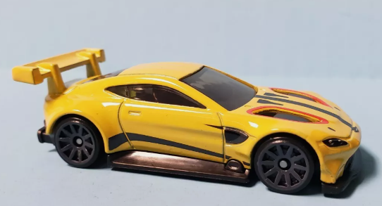 Hot Wheels 2024 Multipack Exclusive, Aston Martin Vantage GTE, NEW/LOOSE, yellow