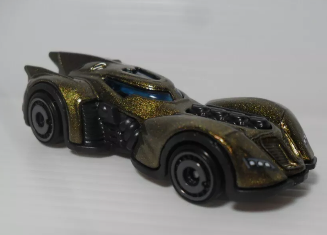 Hot Wheels 2025 #054/250 Arkham Asylum Batmobile, NEW/LOOSE, dark gold