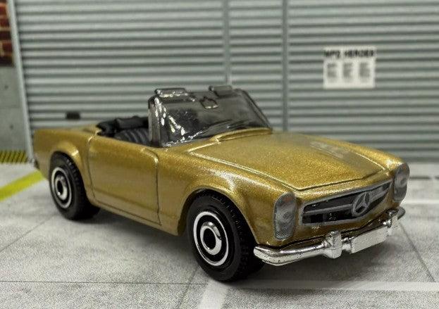 Matchbox 2025 #046/125 '63 Mercedes-Benz 230 SL, NEW/LOOSE, gold