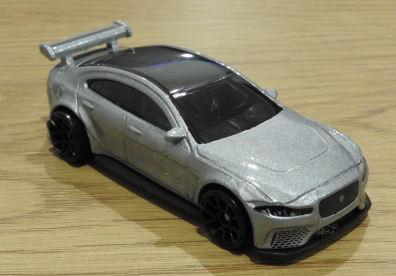 Hot Wheels 2020 #171/250 Jaguar XE SV Project 8, NEW/LOOSE, silver