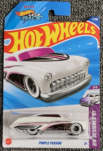 Hot Wheels 2025 #005/250 Purple Passion, white