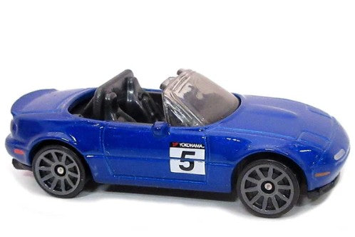 Hot Wheels 2023 Japanese Classics 3/5 '91 Mazda MX-5 Miata, NEW/LOOSE, blue
