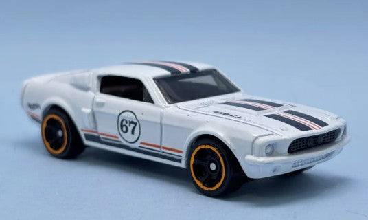 Hot Wheels 2025 #161/250 '67 Shelby GT500, NEW/LOOSE, white