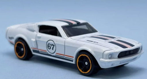 Hot Wheels 2025 #161/250 '67 Shelby GT500, NEW/LOOSE, white