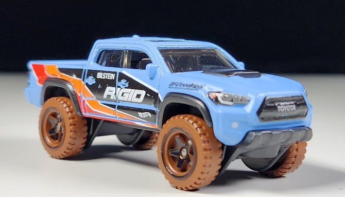 Hot Wheels 2024 #198/250 '20 Toyota Tacoma, NEW/LOOSE, cavalry blue