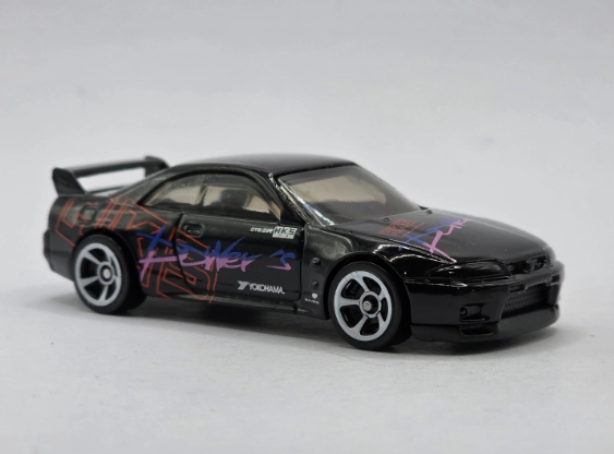 Hot Wheels 2025 #144/250 Nissan Skyline GT-R (BCNR33), NEW/LOOSE, black