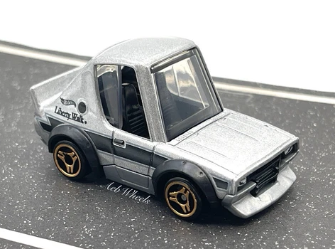 Hot Wheels 2025 #026/250 Nissan Skyline 2000GT-R LBWK (Tooned), KROGER EXCLUSIVE, NEW/LOOSE,silver