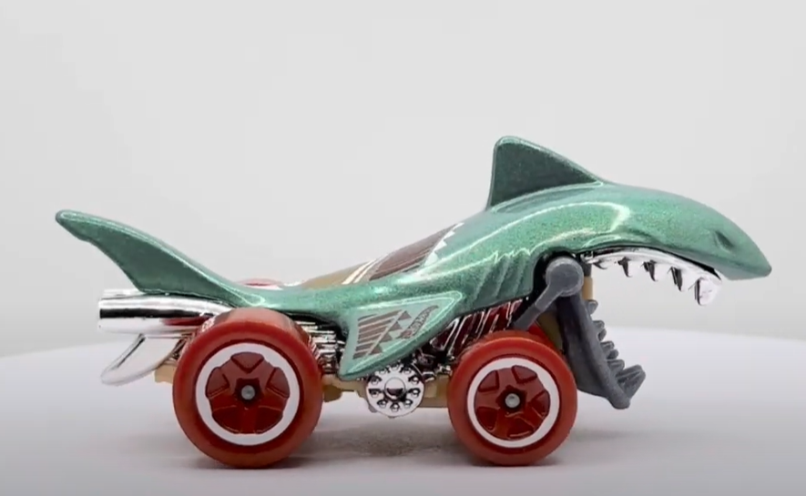 Hot Wheels 2025 #229/250 Shark Bite, TREASURE HUNT, NEW/LOOSE, green