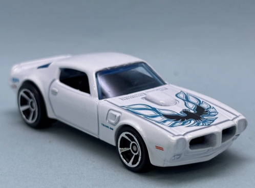 Hot Wheels 2025 #230/250 '73 Pontiac Firebird, NEW/LOOSE, white