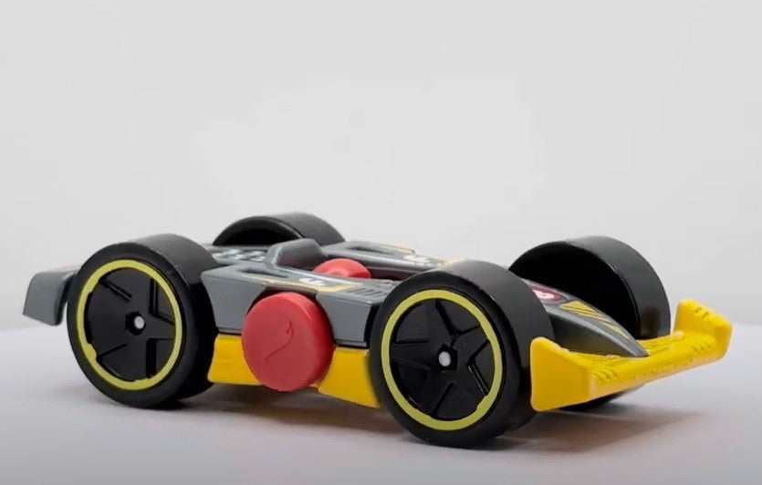 Hot Wheels 2025 #117/250 Flippin Fast, NEW/LOOSE, yellow/grey