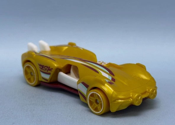 Hot Wheels 2025 #116/250 Slide Kick, NEW/LOOSE, yellow
