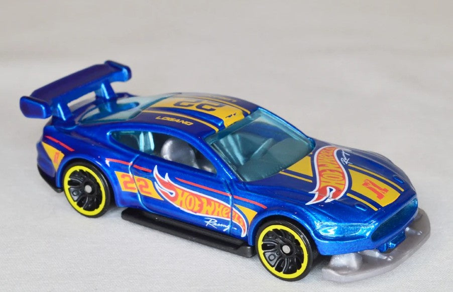 Hot Wheels 2020 #222/250 Custom '18 Ford Mustang GT, NEW/LOOSE, HW racing blue